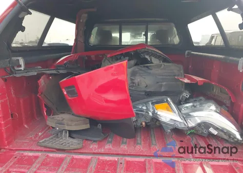 2021 Nissan Titan Xd Sv 4X4 z USA, uszkodzony, nr VIN 1N6AA1FA6MN507613